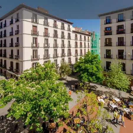 Downtown&New Apt Para 9Pax En La Plaza De Chueca Madrid Buitenkant foto