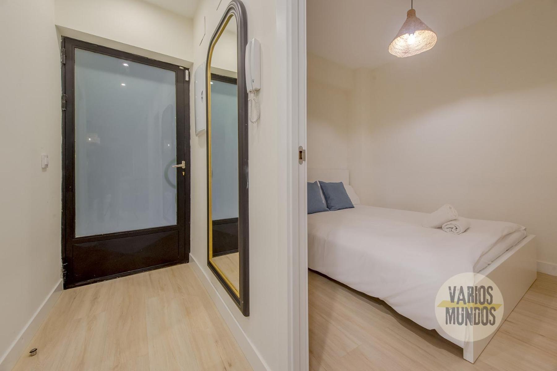 Downtown&new 9pax En La Plaza De Chueca Apartament *